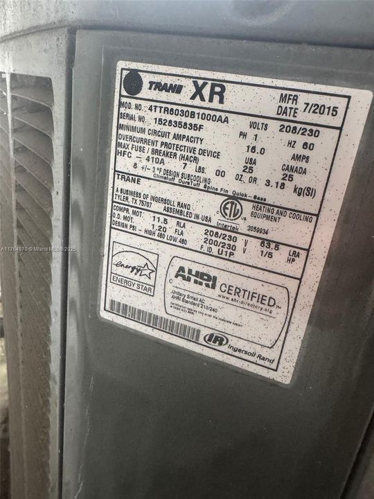 Vendido Recientemente: $1,199,000 (5 camas, 4 baños, 4247 Pies cuadrados)