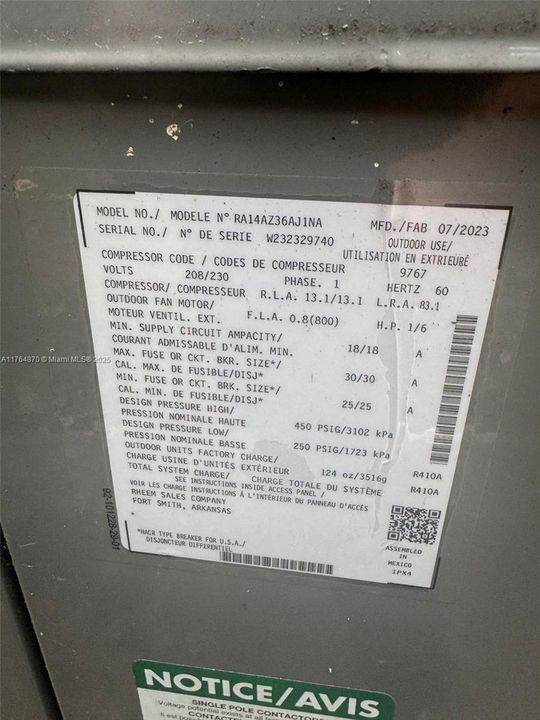 Vendido Recientemente: $1,199,000 (5 camas, 4 baños, 4247 Pies cuadrados)