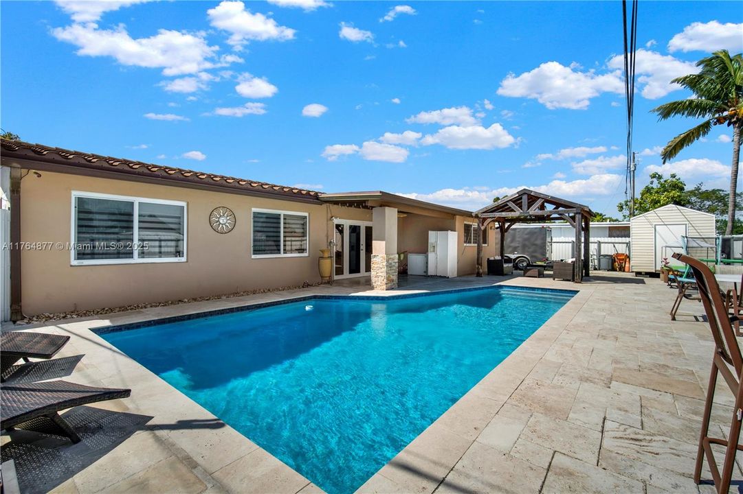 Recently Sold: $775,000 (4 beds, 2 baths, 1930 Square Feet)