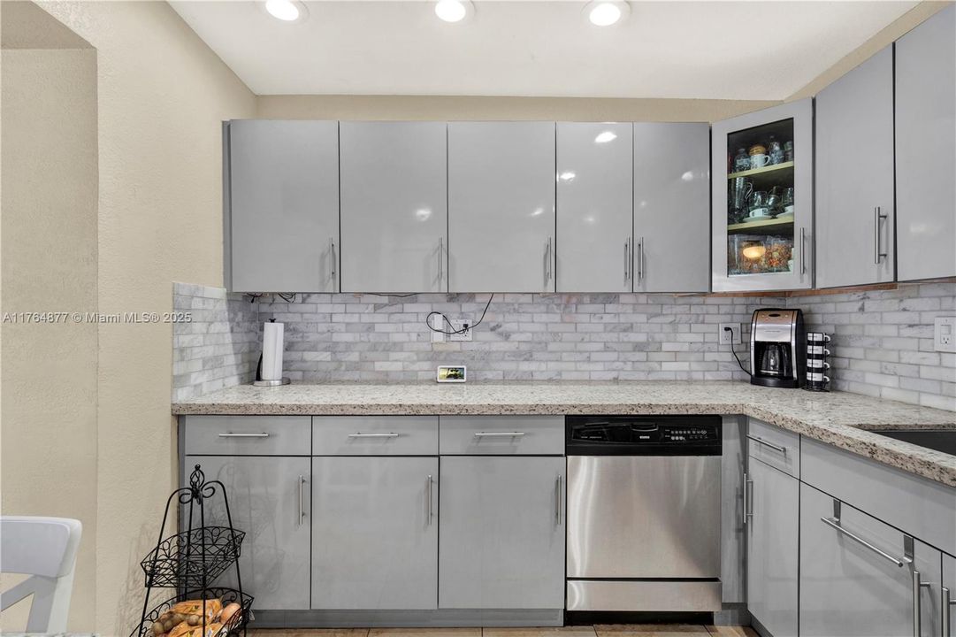 Recently Sold: $775,000 (4 beds, 2 baths, 1930 Square Feet)