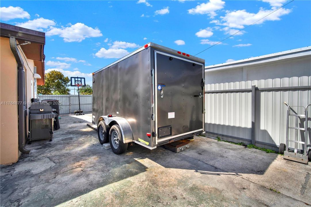 Recently Sold: $775,000 (4 beds, 2 baths, 1930 Square Feet)