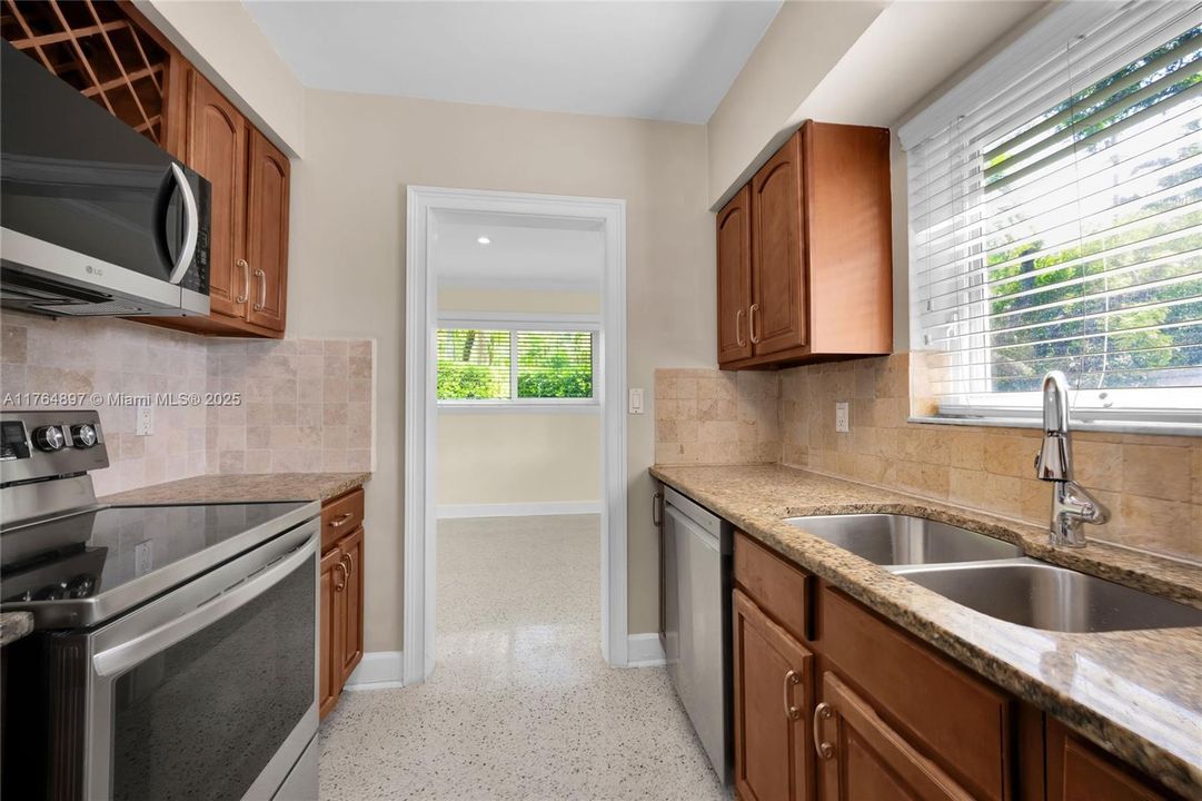 Recientemente alquilado: $5,000 (3 camas, 2 baños, 1324 Pies cuadrados)