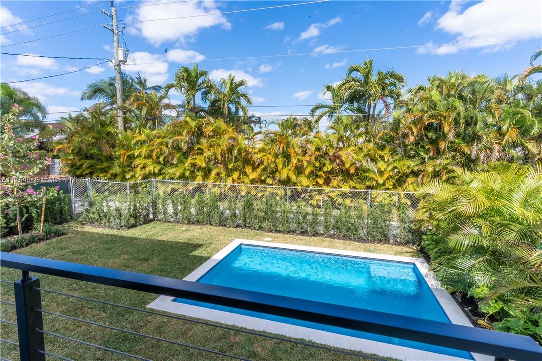 Recientemente alquilado: $12,000 (3 camas, 3 baños, 0 Pies cuadrados)