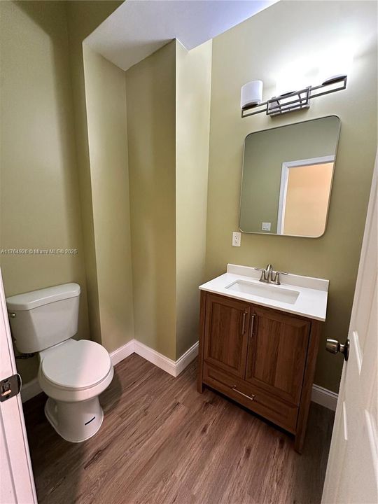 最近租的: $2,100 (4 贝兹, 3 浴室, 0 平方英尺)