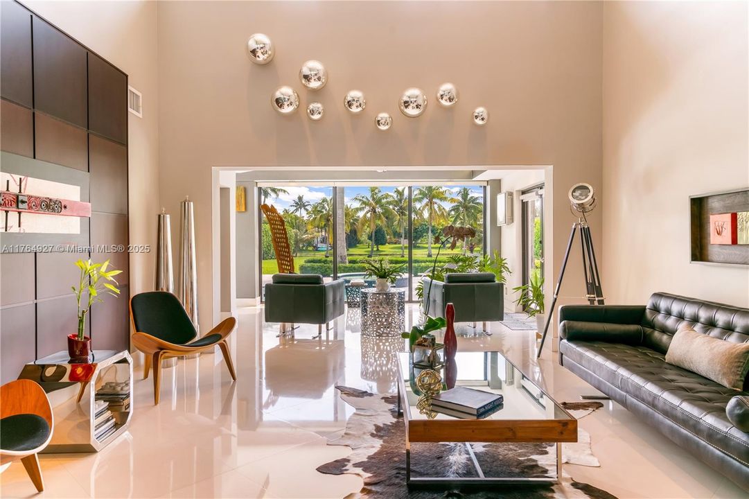 Недавно арендовано: $12,500 (5 спален, 3 ванн, 3766 Квадратных фут)