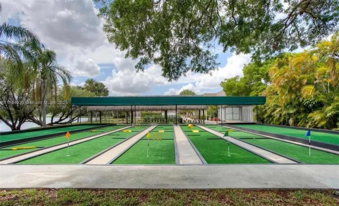 For Sale: $419,999 (2 beds, 2 baths, 1110 Square Feet)