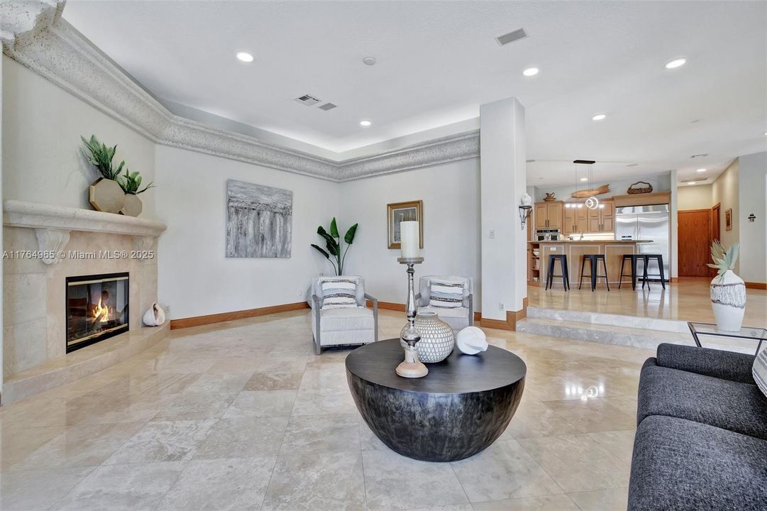 Недавно продано: $5,750,000 (4 спален, 4 ванн, 6788 Квадратных фут)