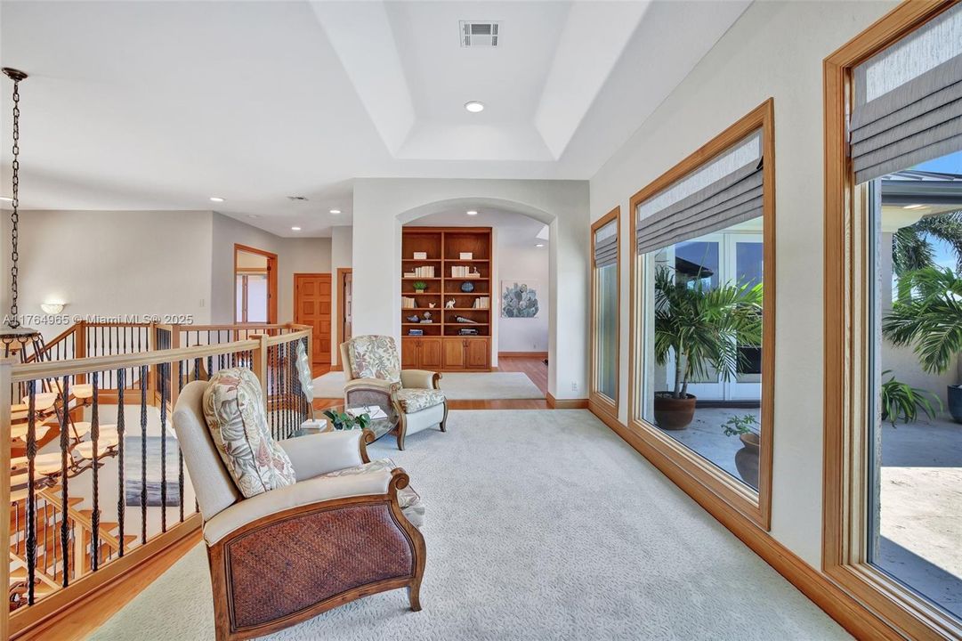 Недавно продано: $5,750,000 (4 спален, 4 ванн, 6788 Квадратных фут)