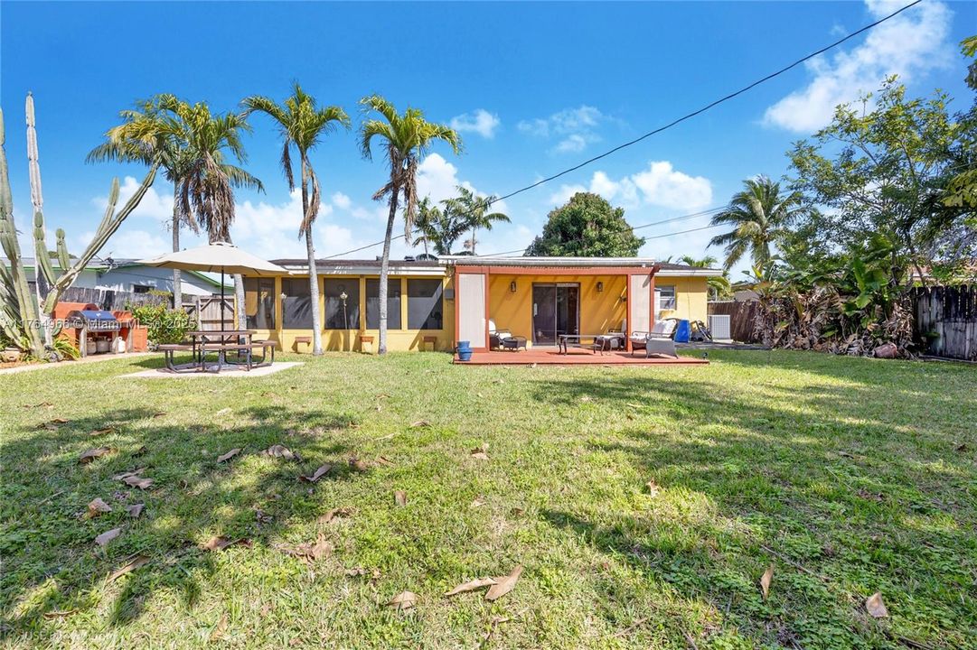 Recently Sold: $599,900 (3 beds, 2 baths, 1790 Square Feet)