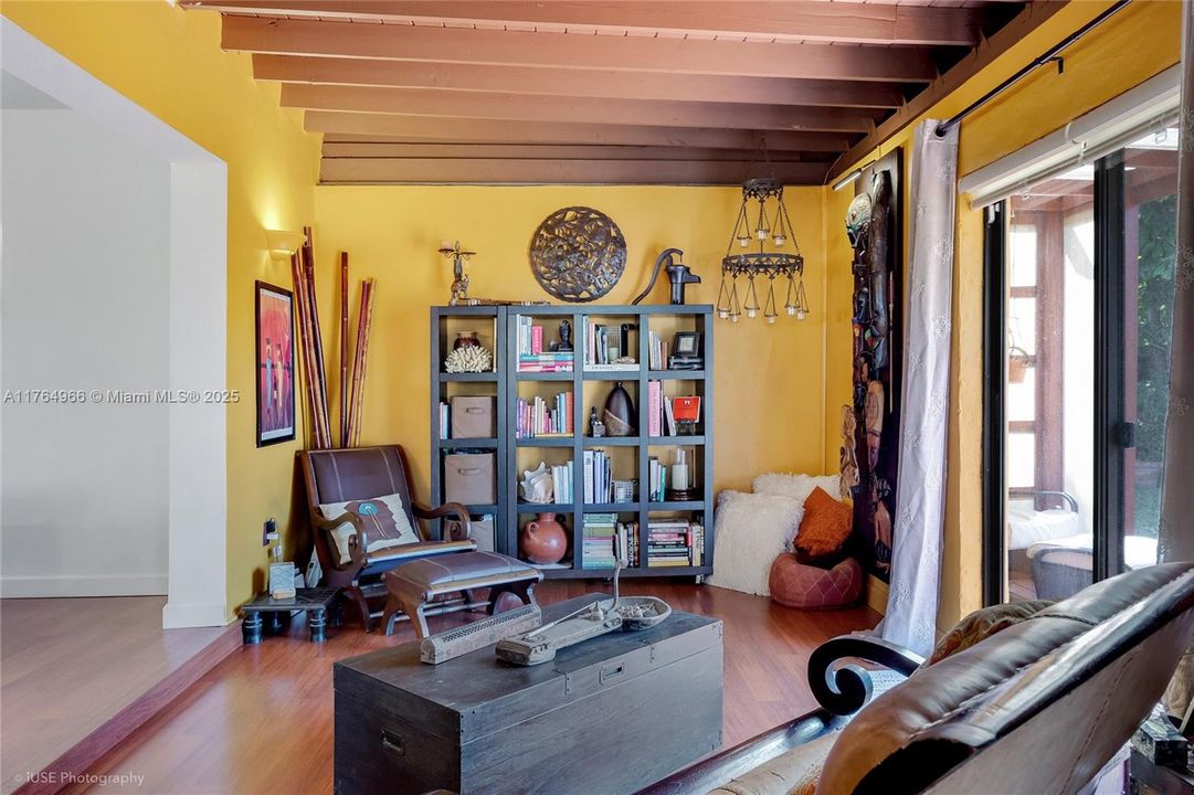 Recently Sold: $599,900 (3 beds, 2 baths, 1790 Square Feet)