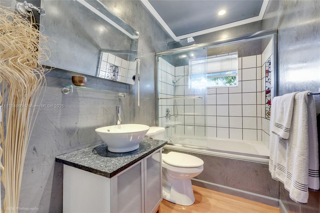 Recently Sold: $599,900 (3 beds, 2 baths, 1790 Square Feet)