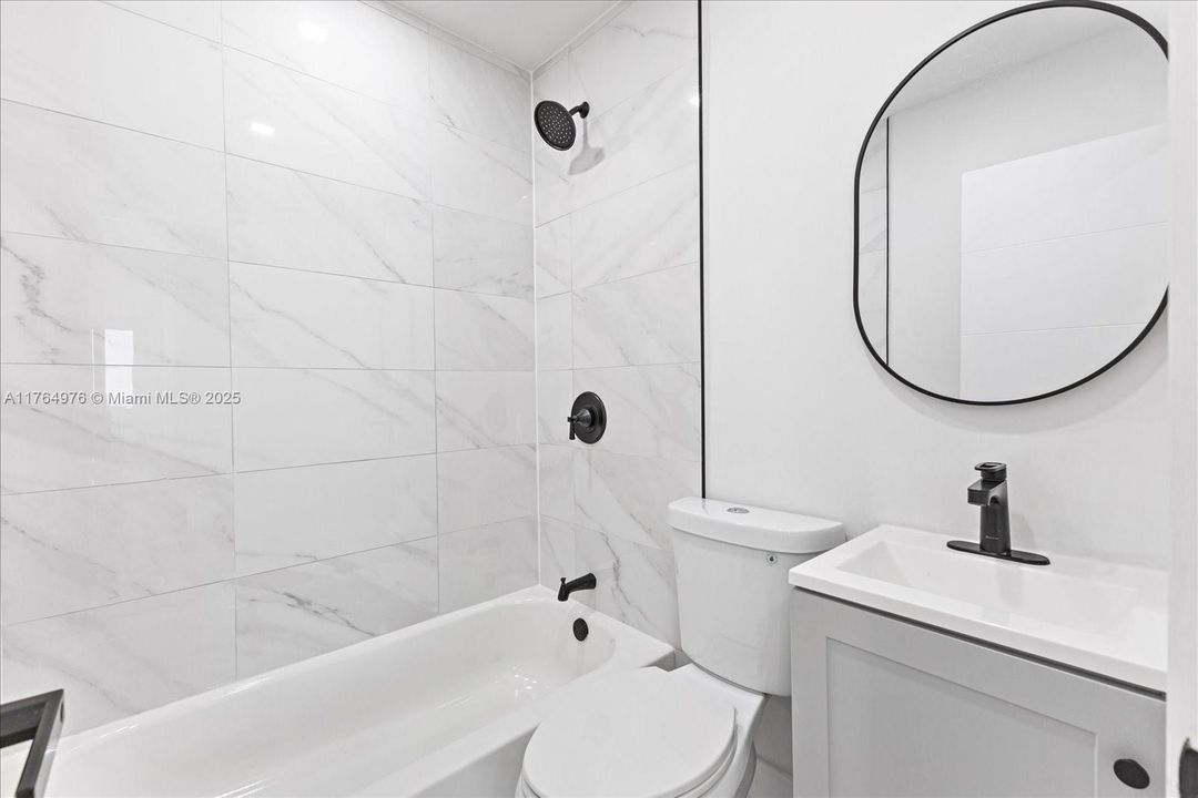 Recently Sold: $455,000 (3 beds, 2 baths, 900 Square Feet)