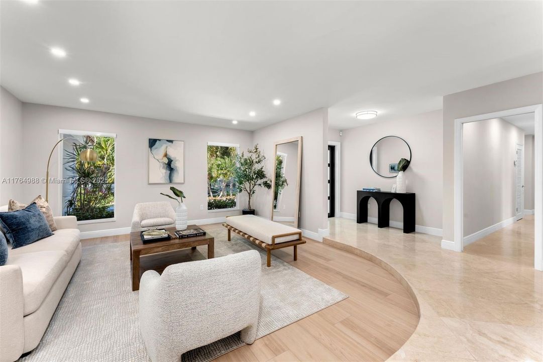 Recently Sold: $2,500,000 (5 beds, 3 baths, 3207 Square Feet)