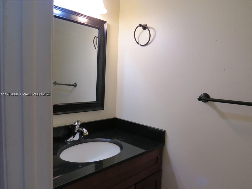 For Sale: $505,000 (3 beds, 2 baths, 1876 Square Feet)