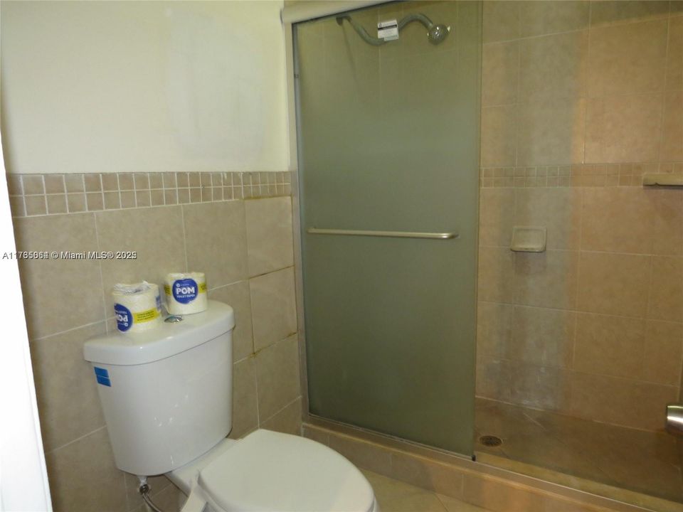 For Sale: $505,000 (3 beds, 2 baths, 1876 Square Feet)