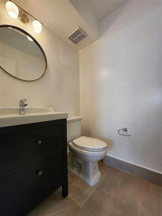 Recientemente alquilado: $2,750 (2 camas, 2 baños, 1000 Pies cuadrados)