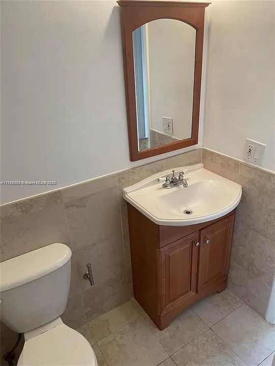 Recientemente alquilado: $2,750 (2 camas, 2 baños, 1000 Pies cuadrados)