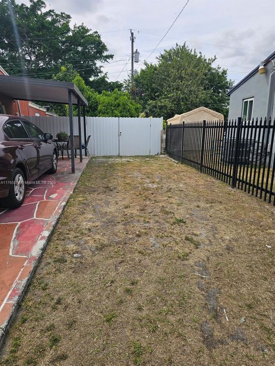 Recientemente alquilado: $1,375 (1 camas, 1 baños, 1374 Pies cuadrados)