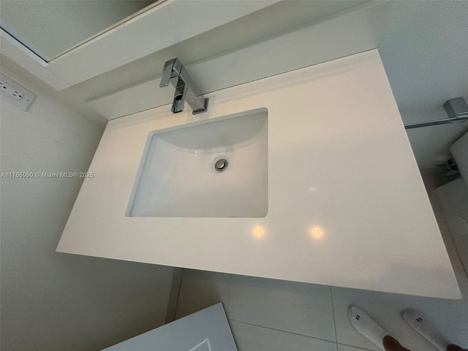 Недавно продано: $975,000 (4 спален, 3 ванн, 1720 Квадратных фут)