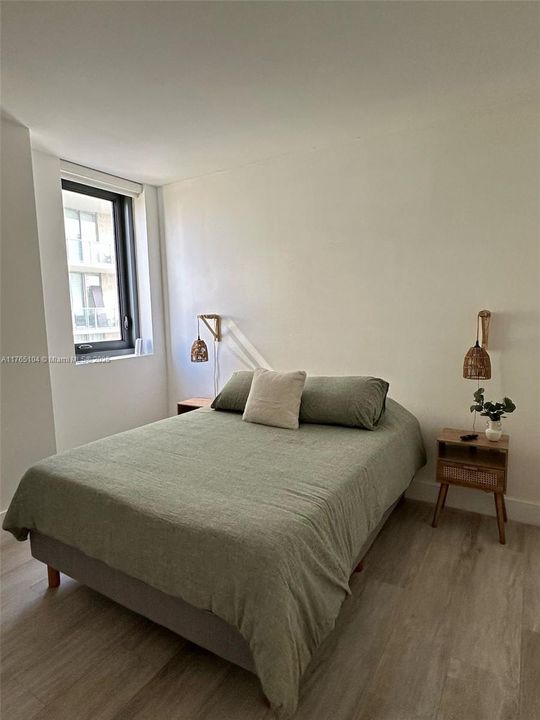 Recently Rented: $4,400 (2 beds, 2 baths, 972 Square Feet)