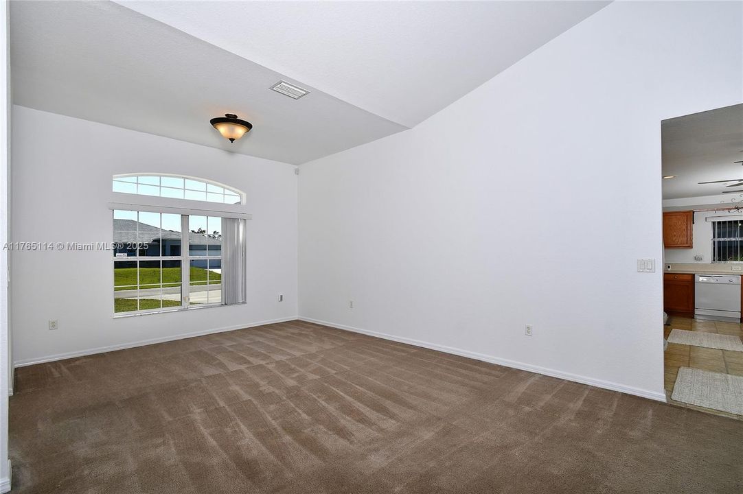 Recently Sold: $499,900 (4 beds, 3 baths, 2980 Square Feet)