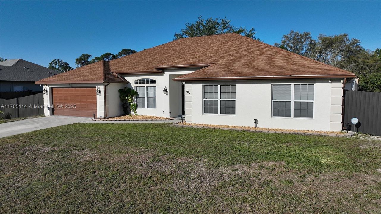 Recently Sold: $499,900 (4 beds, 3 baths, 2980 Square Feet)