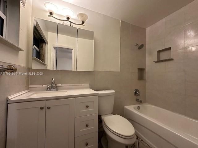 Недавно арендовано: $2,850 (3 спален, 2 ванн, 1148 Квадратных фут)