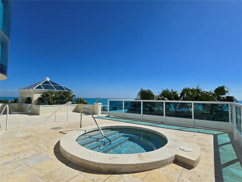 For Sale: $2,755,555 (3 beds, 2 baths, 2060 Square Feet)