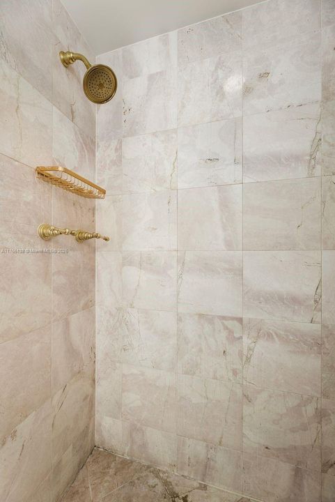 For Sale: $2,755,555 (3 beds, 2 baths, 2060 Square Feet)