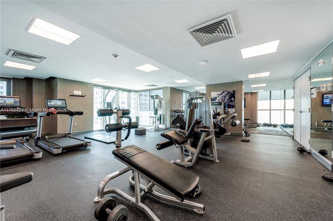 Recently Sold: $470,000 (1 beds, 1 baths, 628 Square Feet)