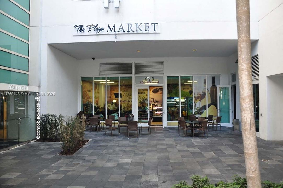 Recently Sold: $470,000 (1 beds, 1 baths, 628 Square Feet)