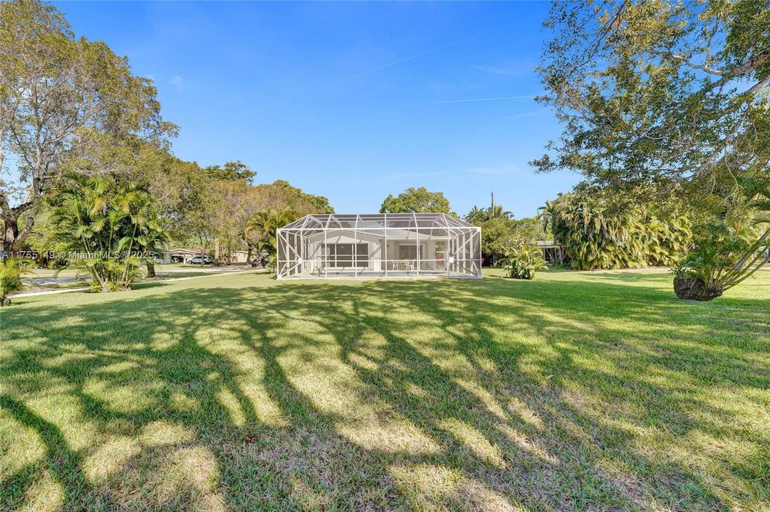 最近售出: $510,000 (2 贝兹, 1 浴室, 1102 平方英尺)