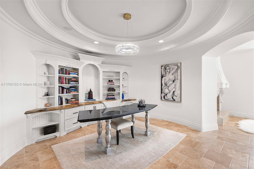 待售: $8,995,000 (5 贝兹, 6 浴室, 9274 平方英尺)