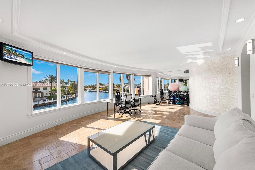 待售: $8,995,000 (5 贝兹, 6 浴室, 9274 平方英尺)