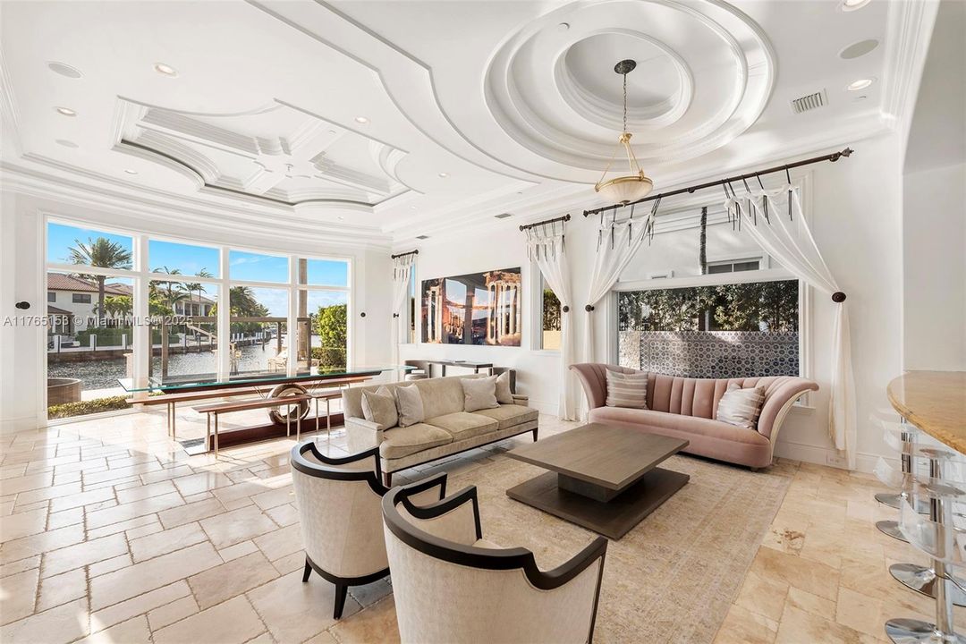 待售: $8,995,000 (5 贝兹, 6 浴室, 9274 平方英尺)