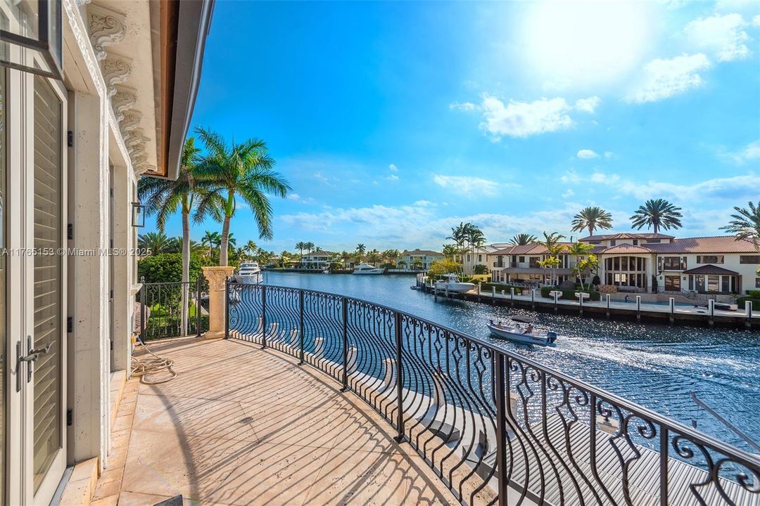 待售: $8,995,000 (5 贝兹, 6 浴室, 9274 平方英尺)