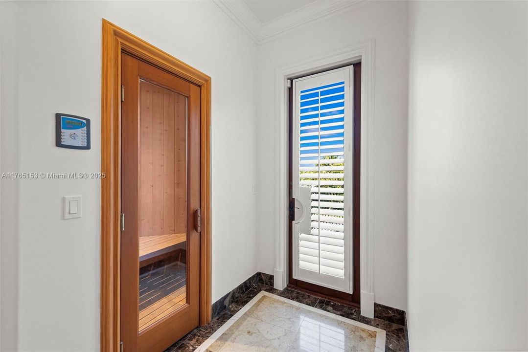 待售: $8,995,000 (5 贝兹, 6 浴室, 9274 平方英尺)