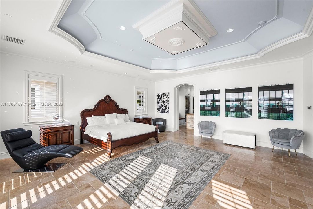 待售: $8,995,000 (5 贝兹, 6 浴室, 9274 平方英尺)