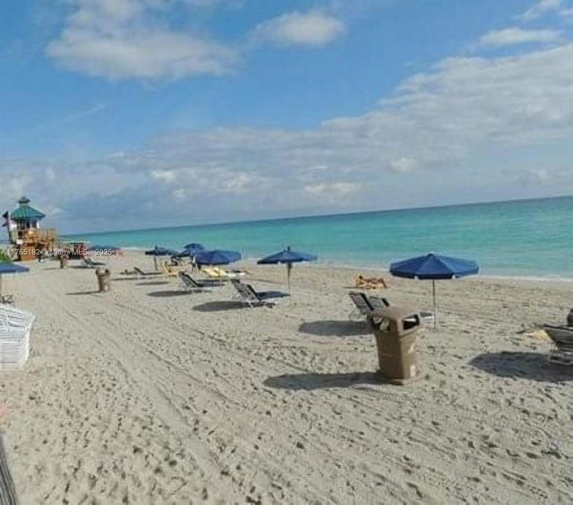 На продажу: $130,000 (0 спален, 1 ванн, 410 Квадратных фут)