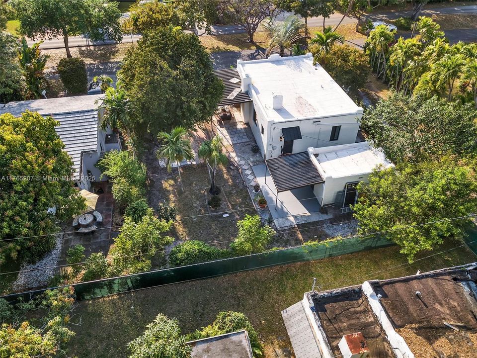 Vendido Recientemente: $625,000 (2 camas, 1 baños, 1204 Pies cuadrados)