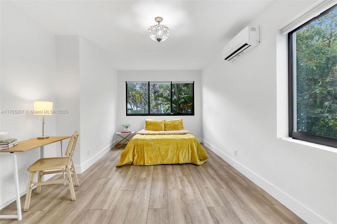 Vendido Recientemente: $625,000 (2 camas, 1 baños, 1204 Pies cuadrados)