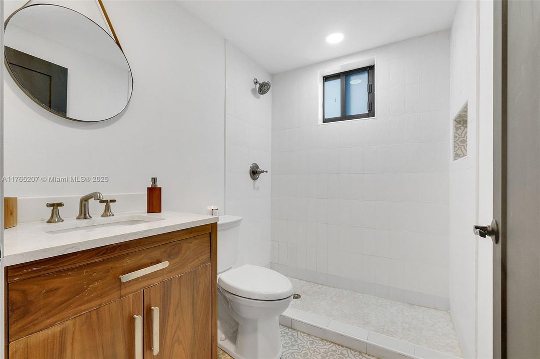 Vendido Recientemente: $625,000 (2 camas, 1 baños, 1204 Pies cuadrados)