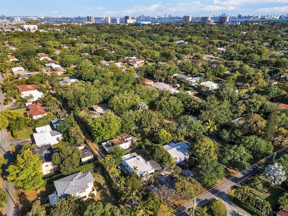 Vendido Recientemente: $625,000 (2 camas, 1 baños, 1204 Pies cuadrados)