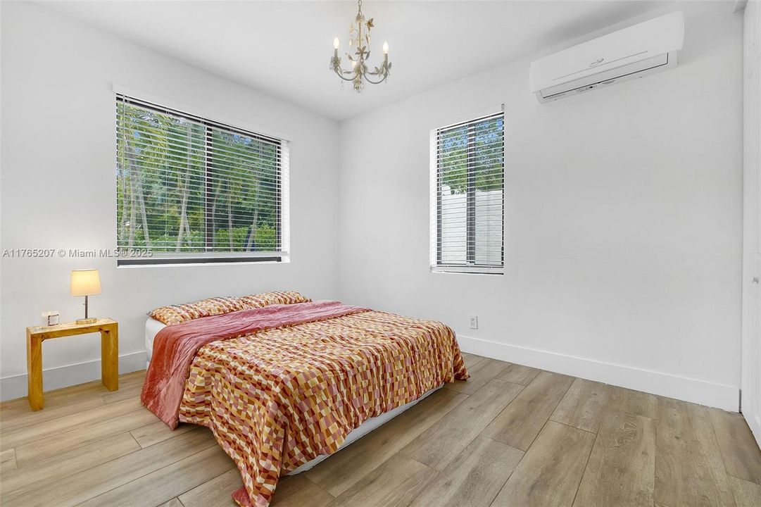 Vendido Recientemente: $625,000 (2 camas, 1 baños, 1204 Pies cuadrados)