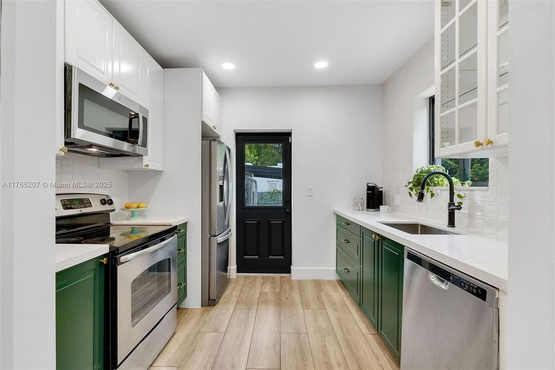 Vendido Recientemente: $625,000 (2 camas, 1 baños, 1204 Pies cuadrados)