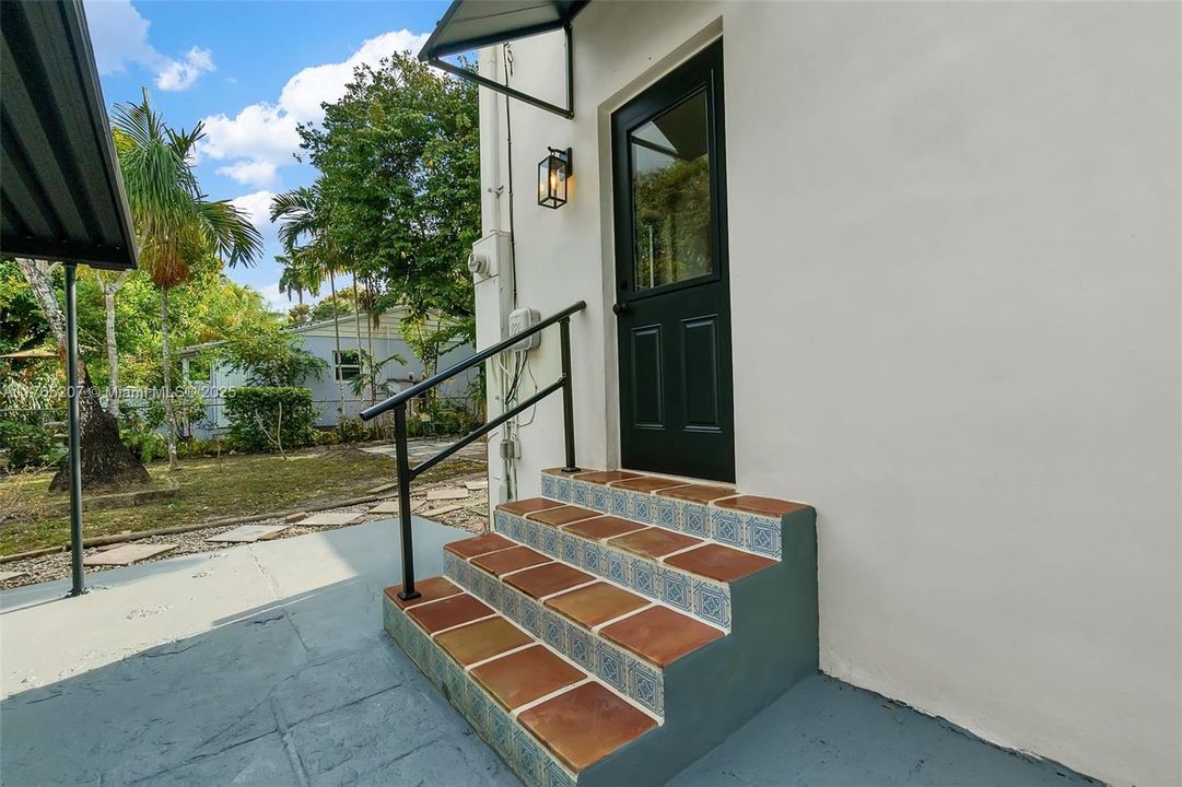 Vendido Recientemente: $625,000 (2 camas, 1 baños, 1204 Pies cuadrados)