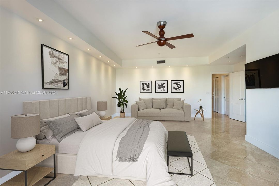 最近售出: $1,895,000 (3 贝兹, 3 浴室, 2640 平方英尺)