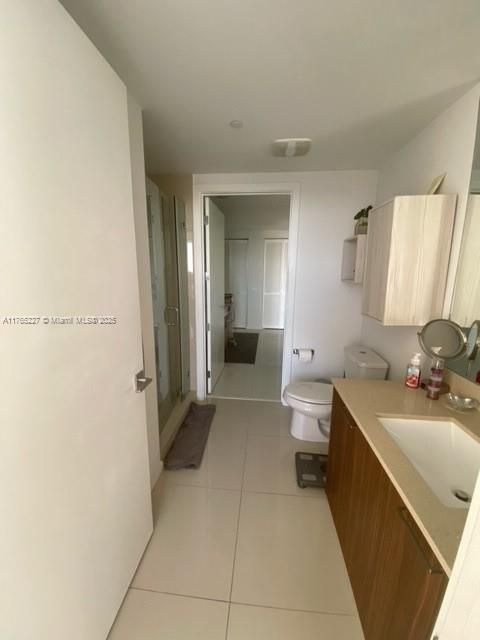 Recently Rented: $2,950 (1 beds, 1 baths, 778 Square Feet)