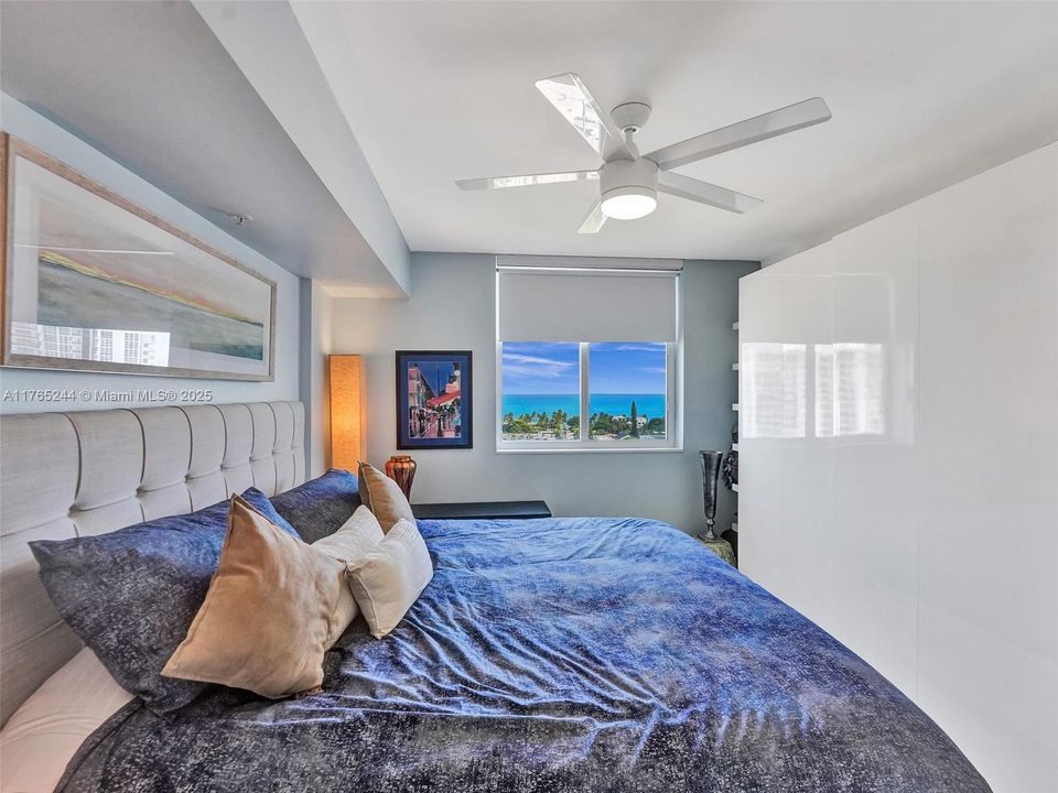 最近租的: $3,150 (1 贝兹, 1 浴室, 720 平方英尺)