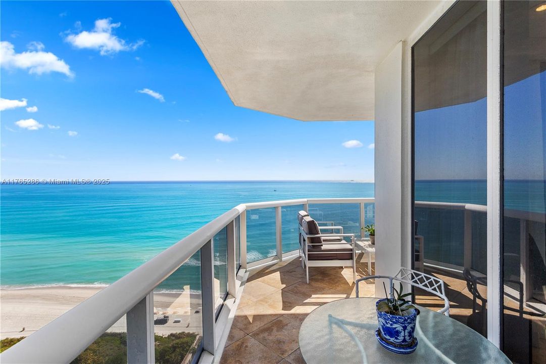 Recently Sold: $2,880,000 (3 beds, 3 baths, 2010 Square Feet)